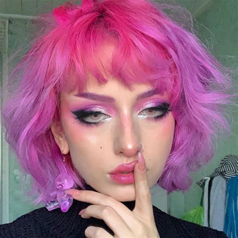 E҉v҉e҉ 🍑 Eve Frsr • Instagram Photos And Videos Hair Dye Colors Grunge Hair Dyed Hair