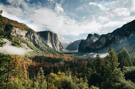 Best Time To Visit Yosemite National Park Parked In Paradise