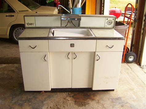 This Is What We Are Looking Forold Metal Cabinets And Any Retro
