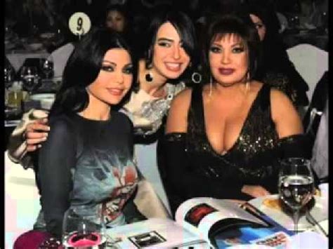 وطن يغرد خارج السرب صحيفة اسبوعية مستقلة تصدر في الولايات المتحدة الأمريكية منذ عام 1991 تغطية اخبارية واسعة ومميزة اخبار عربية و دولية و فنية و اجتماعية. ‫فضيحة فيفى عبدة 2013‬‎ - YouTube
