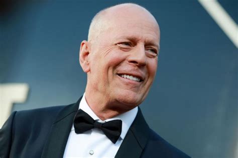 Bruce Willis Reportedly Asked To Leave Rite Aid For Not Wearing A Mask