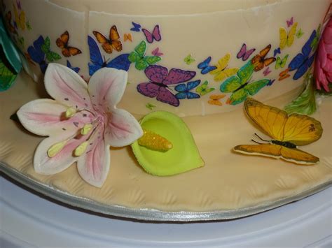 Butterfly And Flower Cake