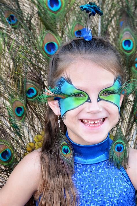 Prettiest Peacock Halloween Costume Ever Instructions To Make Are Here Olest