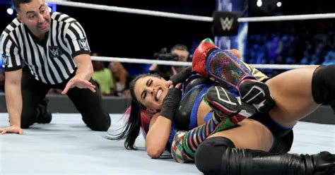 Everything You Need To Know About Lesbian Wrestling Her