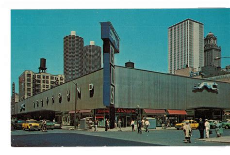 Chrome Postcard Greyhound Bus Terminal Chicago Illinois 1964