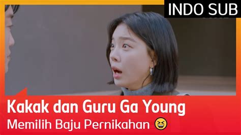 Maybe you would like to learn more about one of these? Kakak dan Guru Moon Ga Young Memilih Baju Pernikahan 😆 ...