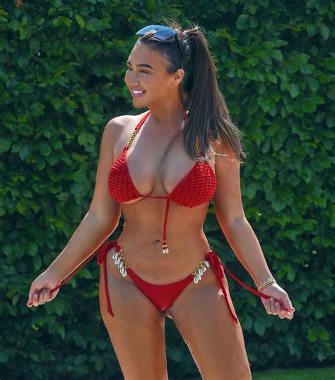 Bikini Wearing Lauren Goodger Shows Her Body By The Swimming Pool The