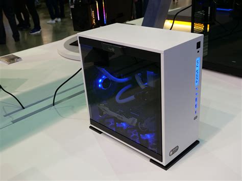 Computex In Win Unleashes Robot Case Other New Products Feature Wood