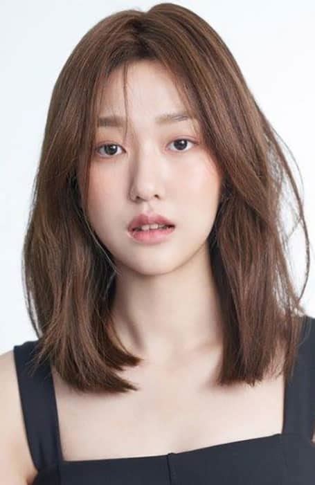 Medium Length Korean Hairstyles Female Korean Hairstyle Girl