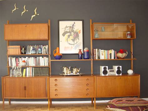Secret design studio knows mid century modern architecture. mid century modern 5 shelf bookcase - Modern House