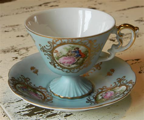 Tea Time is New For Me: Vintage tea cups...British tea or coffee...and ...