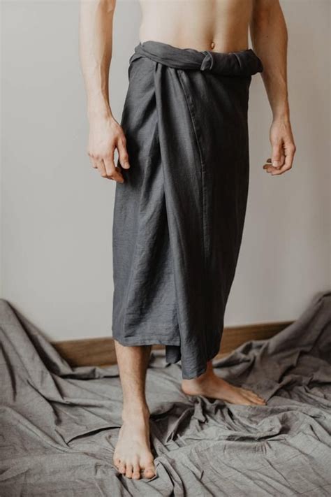 Longyi Mens Linen Sarong Linen Dhoti Indian Pants Etsy Indian Pants