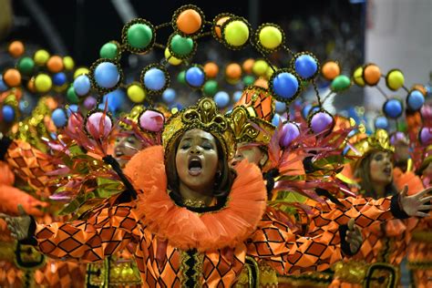 Photos Brazils Colorful Carnival Celebrations Begin