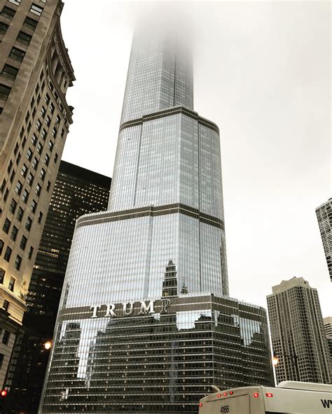 Trump Tower Chicago : evilbuildings
