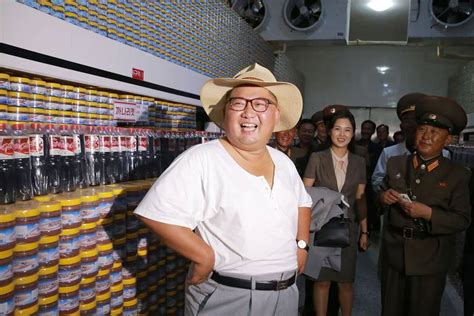 Crayon pop profile (on hiatus). Coreia do Norte divulga imagens insólitas do ditador Kim ...