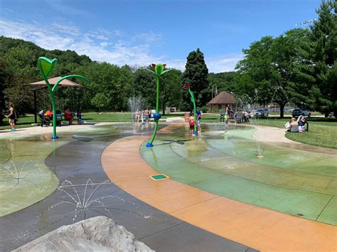 Splash Pads Spray Pads And Wading Pools In The Stateline Stateline Kids
