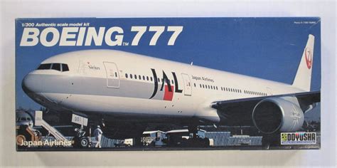 300 Boeing 777