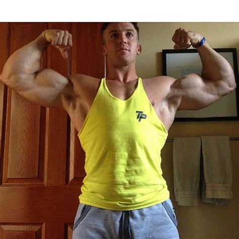 Muscle Muscle Muscle Adam Charlton Aka Adam400m 1