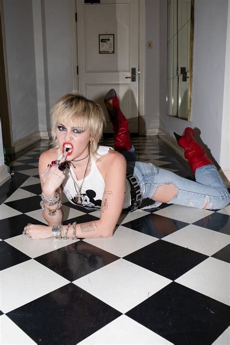 Miley Cyrus Nude By Brad Elterman For Rolling Stone Photos The Fappening