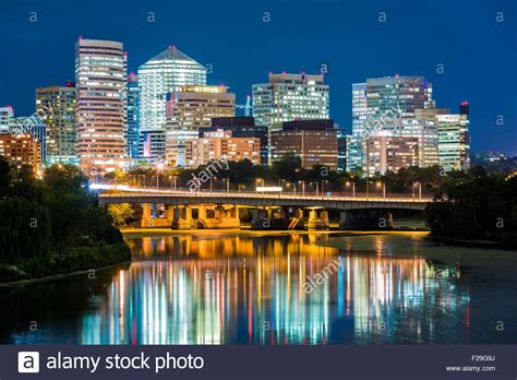 Thủ đô hà nội skyline 2020 choáng với rừng cao ốc trập trùng. Washington Dc Skyline Night Stock Photos & Washington Dc ...