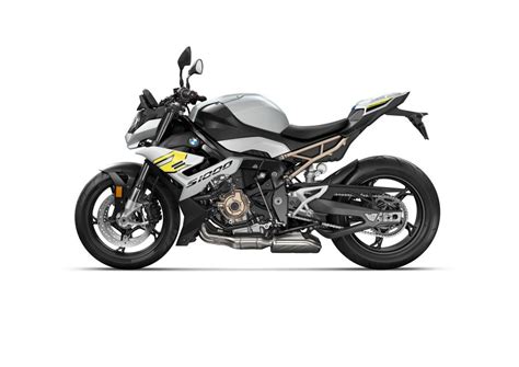 Nuova Bmw S 1000 R Meno Peso E Look Stravolto Motociclismo