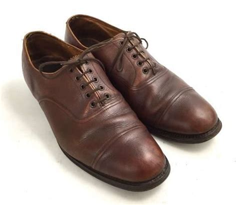 Original British Army Officers Brown Shoes by 'Church'