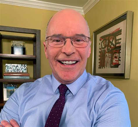 Russell Rhodes(Fox) Bio, Wiki, Age, Married, Wife, Salary, Net Worth, Now