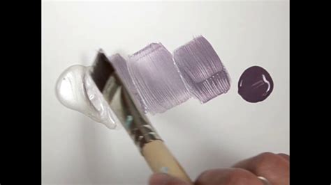 Every paint pigment, by nature, becomes transparent, semitransparent, or opaque when mixed with oil. Mix Chalk Paint® and Pearlescent Glaze by Annie Sloan ...