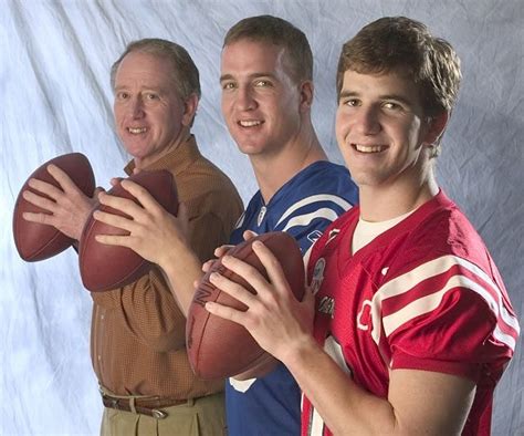 Must See You Will Not Forget Peyton And Eli Manning Eli Manning