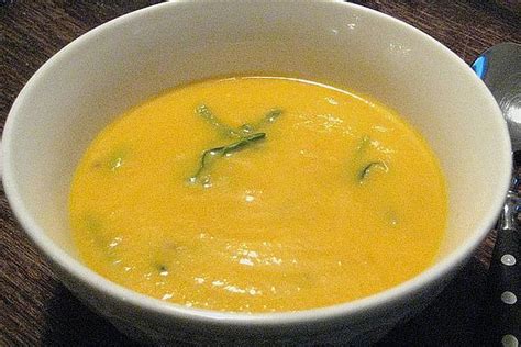 Carrot Apple Ginger Velvet Soup