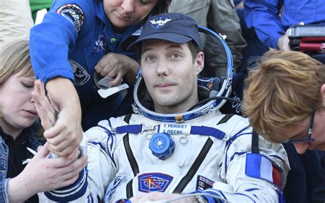 Thomas pesquet se prépare pour le départ de la mission alpha en avril 2021. Vidéo | Thomas Pesquet : première interview après son ...