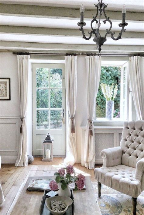 38 Cool French Country Living Room Decorating Ideas French Country