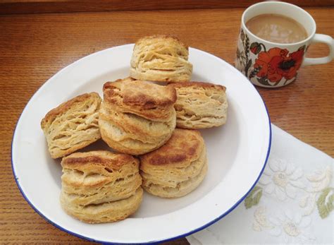 <p>this dessert has all the elements of high tea delights: Dessert Pocket: Buttermilk Biscuits
