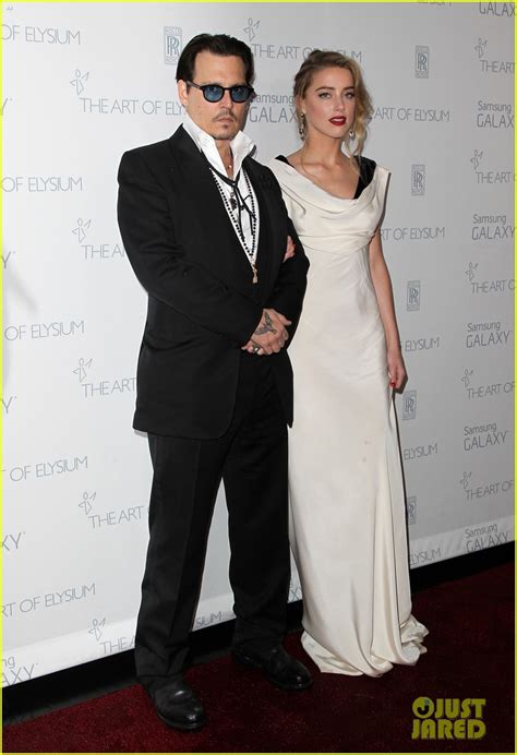 Johnny Depp And Amber Heard Share Super Steamy Kiss Photo Photo 3277174 Amber Heard Johnny