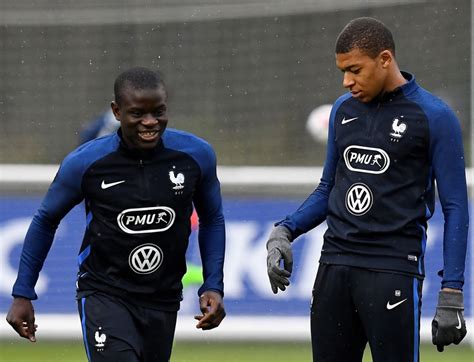 Find out what house the french defensive midfielder lives in. Kylian Mbappé aimerait avoir N'Golo Kanté au PSG comme ...