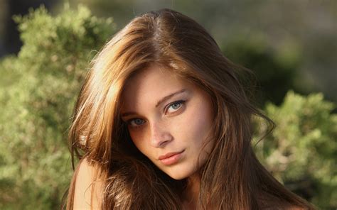 Freckles Women Long Hair Brunette Face Model Indiana A Hd