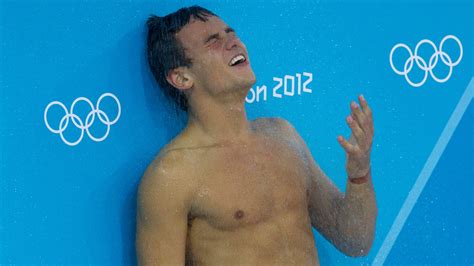 Why Do The Olympic Divers Shower After Every Plunge The Us Sun