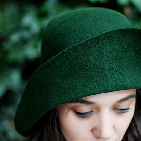 Beautiful Green Hat Felt Cloche Women Hat Vintage Style Handmade Hat