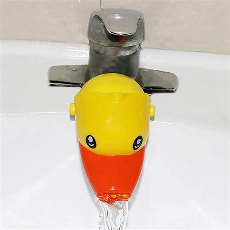 1 Pc Free Shipping Happy Fun Animals Faucet Extender Baby Kids Hand