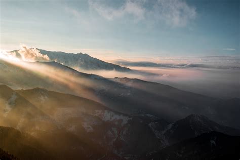 Sun Rays Through Mountains Hd Nature 4k Wallpapers Images