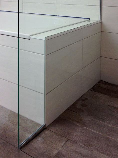 Und echt glas 6 mm duschabtrennung duschwand faltwand badewanne 150 x 140 cm triple wäre perfekt für jemanden wie sie. Aufgesetzte Duschtrennwand auf Badewanne | Duschtrennwand ...