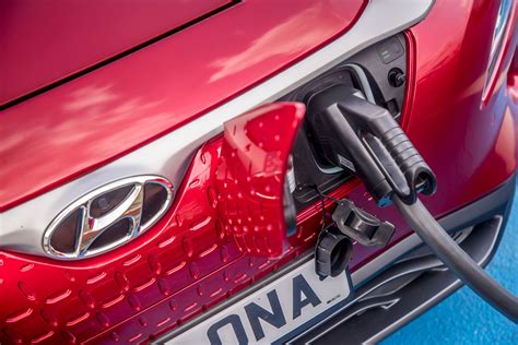 Hyundai Kona Electric range, battery & charging ...