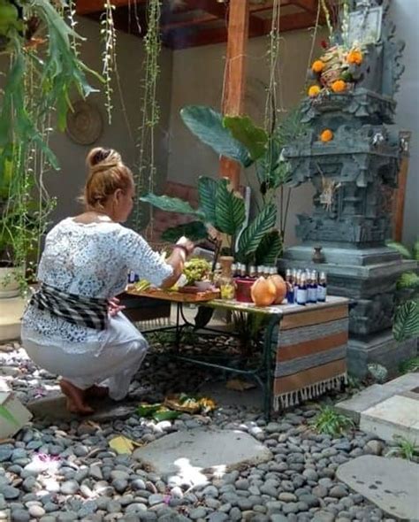 Persembahan Atau Sesajen Hindu Bali Memiki 4 Cara Yang Unik