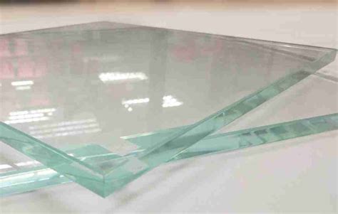 Super Safe And Elegant 8mm 10mm 12mm Low Iron Glass Shower Door Shenzhen Dragon Glass