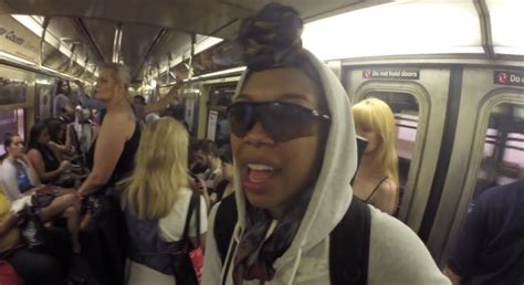 Brandy Sings On The Subway Gets Ignored By Everyone Brandy Just Jared