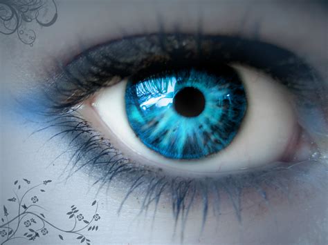 神秘的な 青い目をもつ人 【画像300枚】 神秘的な美しい、青い目を持つ人々 Naver まとめ