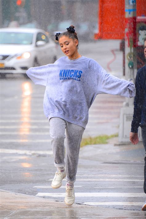 10 Practical Rainy Day Outfits To Steal From Celebrities This Spring