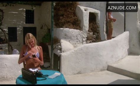 Daryl Hannah Bikini Naked Scene In Summer Lovers Upskirt Tv