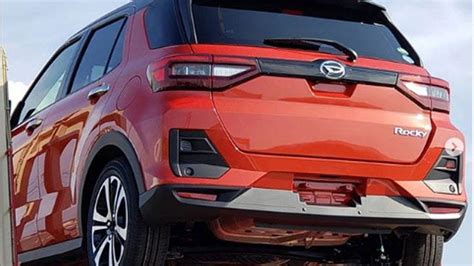 April 30th, 2021 10:48:36 am. Mengagetkan, Harga Daihatsu Rocky Lebih Mahal dari Toyota ...