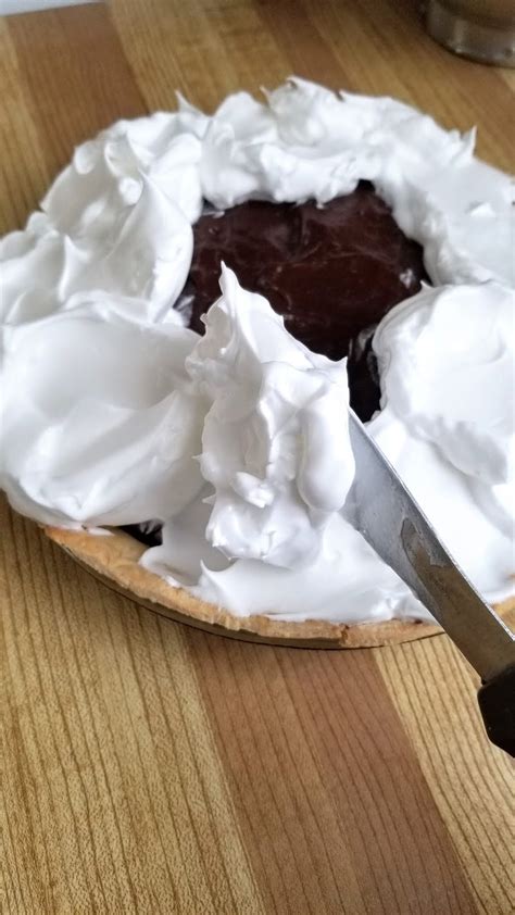 Hot And Cold Running Mom Just My Stuff Old Fashioned Chocolate Meringue Pie